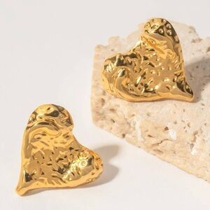 Hammered Gold Heart Stud Earrings - Women Jewelry